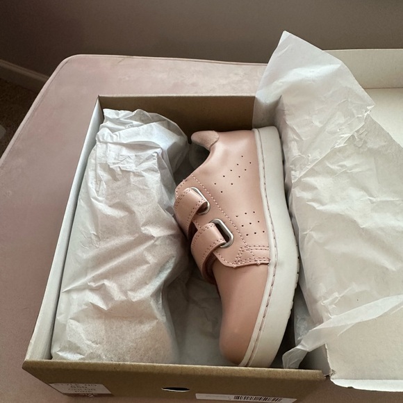 L’Amour Kenzie Double Velcro Sneaker - Picture 3 of 3